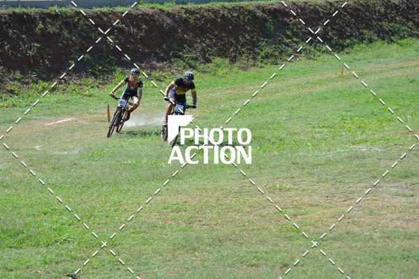 Achetez vos photos de l'vnementCROSS DUATHLON sur Fotop