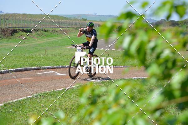 Buy your photos of the eventCROSS DUATHLON on Fotop