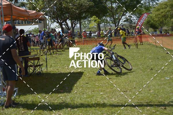 Buy your photos of the eventCROSS DUATHLON on Fotop