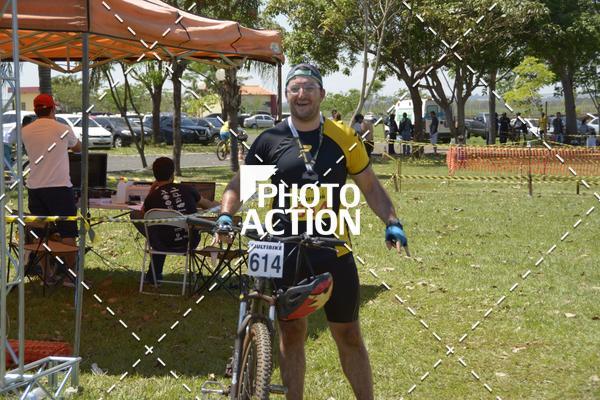 Buy your photos of the eventCROSS DUATHLON on Fotop