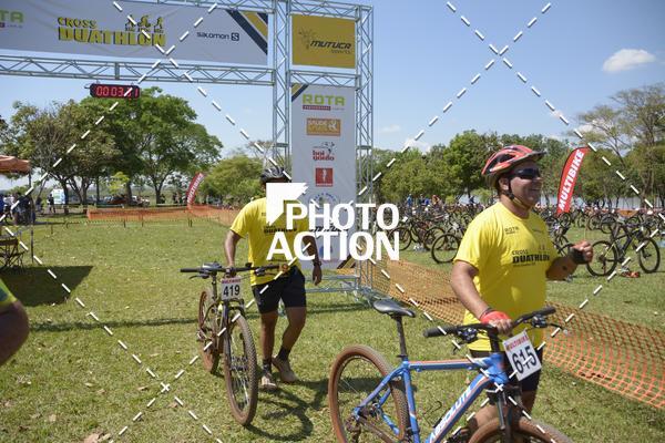 Buy your photos of the eventCROSS DUATHLON on Fotop