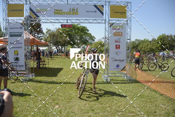 Buy your photos of the eventCROSS DUATHLON on Fotop