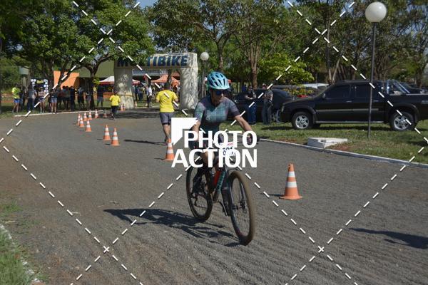 Buy your photos of the eventCROSS DUATHLON on Fotop