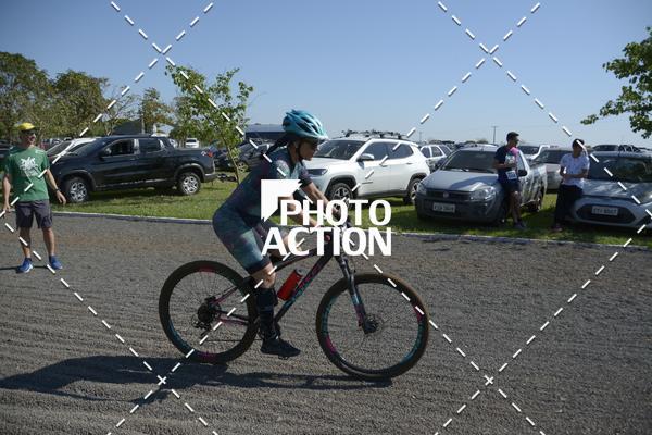 Buy your photos of the eventCROSS DUATHLON on Fotop