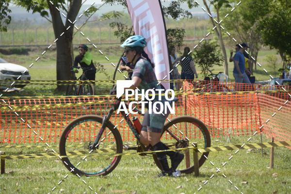 Buy your photos of the eventCROSS DUATHLON on Fotop