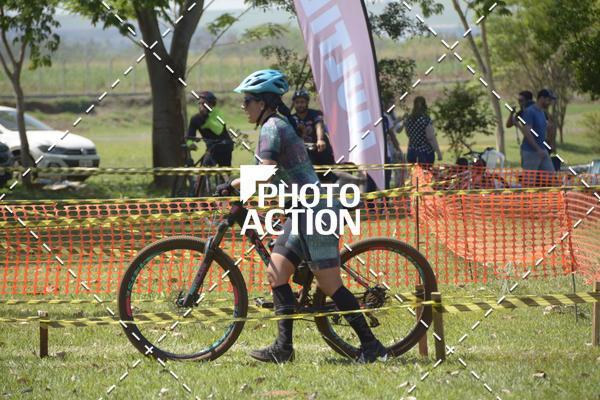 Buy your photos of the eventCROSS DUATHLON on Fotop