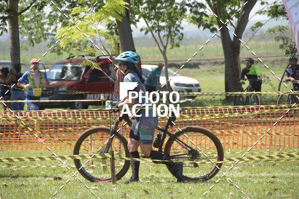 Buy your photos of the eventCROSS DUATHLON on Fotop