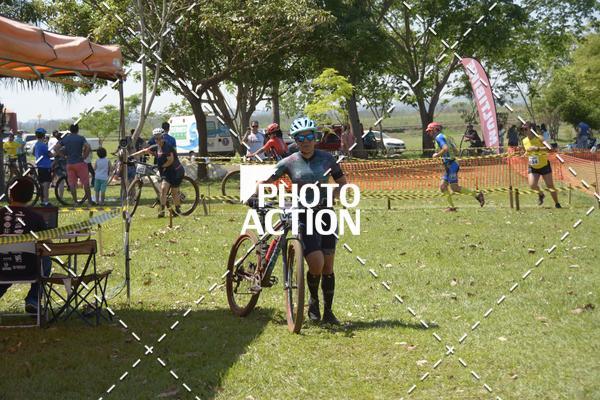 Buy your photos of the eventCROSS DUATHLON on Fotop