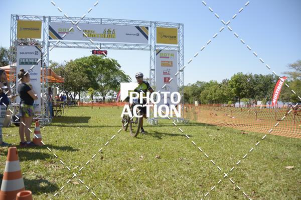 Achetez vos photos de l'vnementCROSS DUATHLON sur Fotop