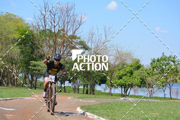 Buy your photos of the eventCROSS DUATHLON on Fotop
