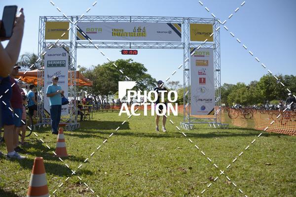 Buy your photos of the eventCROSS DUATHLON on Fotop