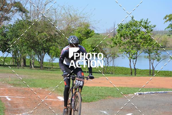 Achetez vos photos de l'vnementCROSS DUATHLON sur Fotop