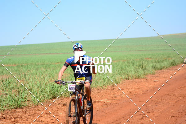 Buy your photos of the eventCROSS DUATHLON on Fotop