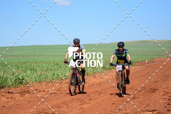 Buy your photos of the eventCROSS DUATHLON on Fotop