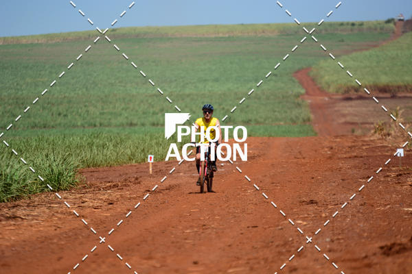 Buy your photos of the eventCROSS DUATHLON on Fotop