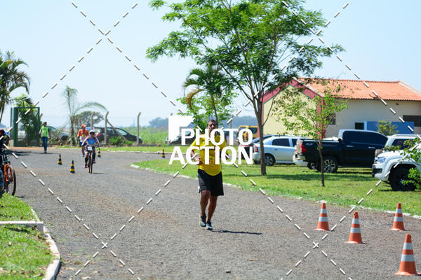 Buy your photos of the eventCROSS DUATHLON on Fotop