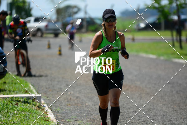 Buy your photos of the eventCROSS DUATHLON on Fotop