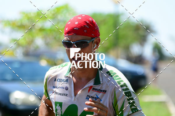 Buy your photos of the eventCROSS DUATHLON on Fotop