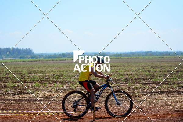 Buy your photos of the eventCROSS DUATHLON on Fotop