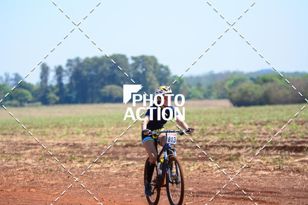 Buy your photos of the eventCROSS DUATHLON on Fotop