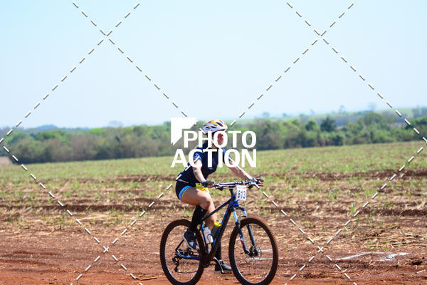 Buy your photos of the eventCROSS DUATHLON on Fotop