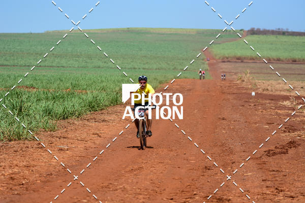 Buy your photos of the eventCROSS DUATHLON on Fotop