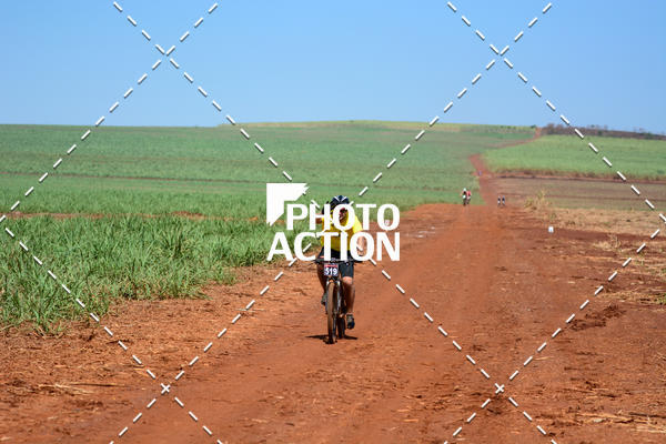 Buy your photos of the eventCROSS DUATHLON on Fotop