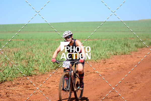 Buy your photos of the eventCROSS DUATHLON on Fotop