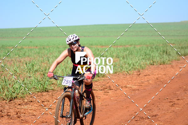 Buy your photos of the eventCROSS DUATHLON on Fotop