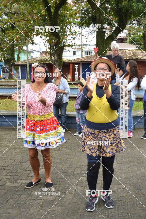 Buy your photos of the eventFESTA JUNINA NO SUARO  on Fotop
