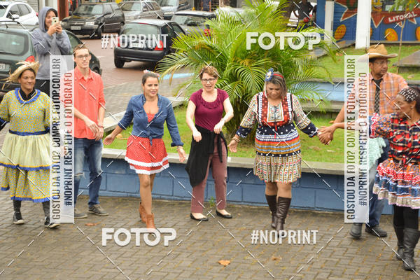 Buy your photos of the eventFESTA JUNINA NO SUARO  on Fotop