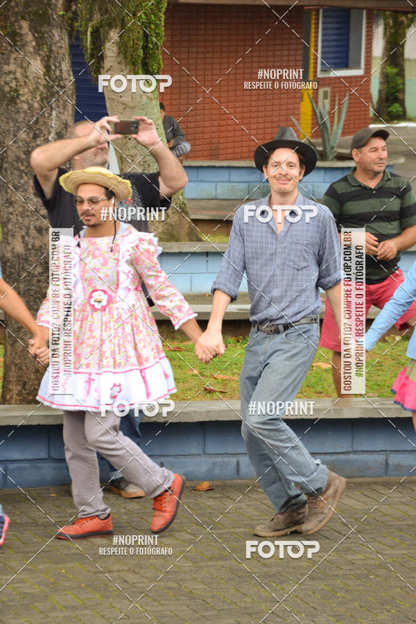 Buy your photos of the eventFESTA JUNINA NO SUARO  on Fotop