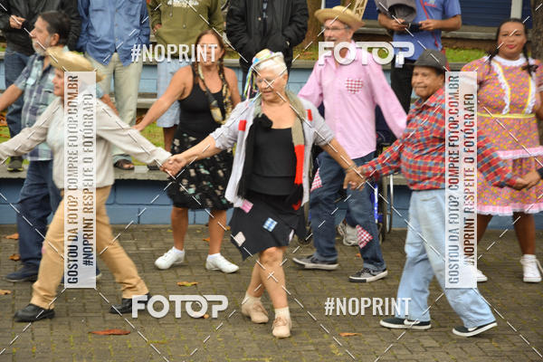 Buy your photos of the eventFESTA JUNINA NO SUARO  on Fotop