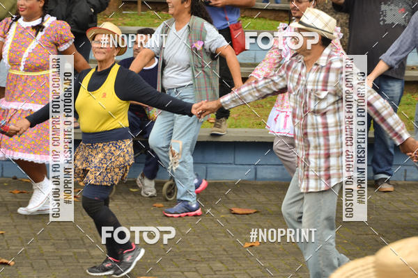 Buy your photos of the eventFESTA JUNINA NO SUARO  on Fotop