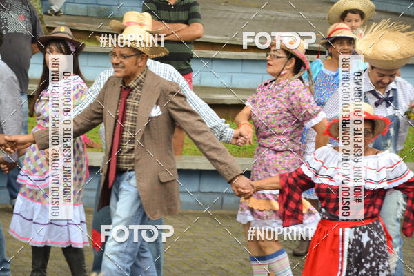 Buy your photos of the eventFESTA JUNINA NO SUARO  on Fotop