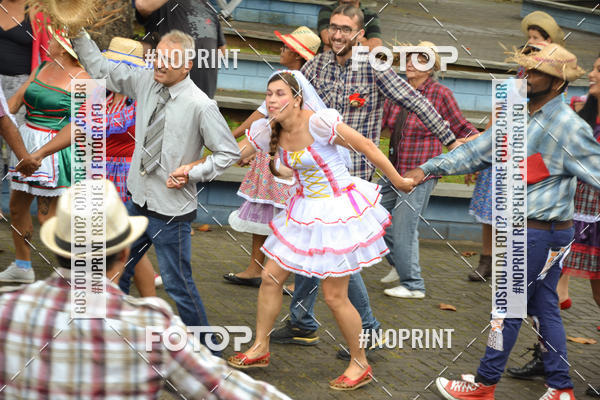 Buy your photos of the eventFESTA JUNINA NO SUARO  on Fotop