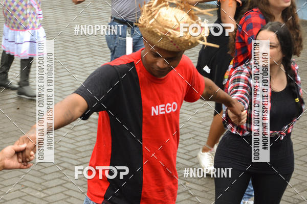 Buy your photos of the eventFESTA JUNINA NO SUARO  on Fotop