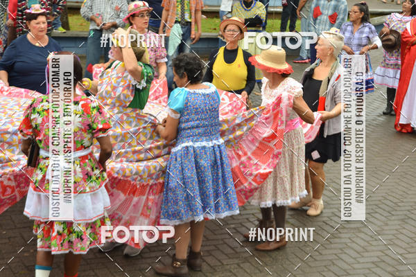 Buy your photos of the eventFESTA JUNINA NO SUARO  on Fotop