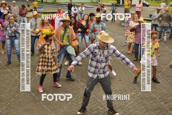 Buy your photos of the eventFESTA JUNINA NO SUARO  on Fotop