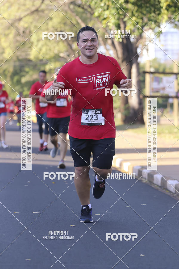 Buy your photos of the eventSANTANDER TRACK&FIELD RUN SERIES  on Fotop