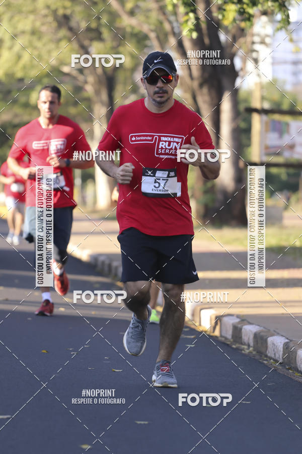 Buy your photos of the eventSANTANDER TRACK&FIELD RUN SERIES  on Fotop
