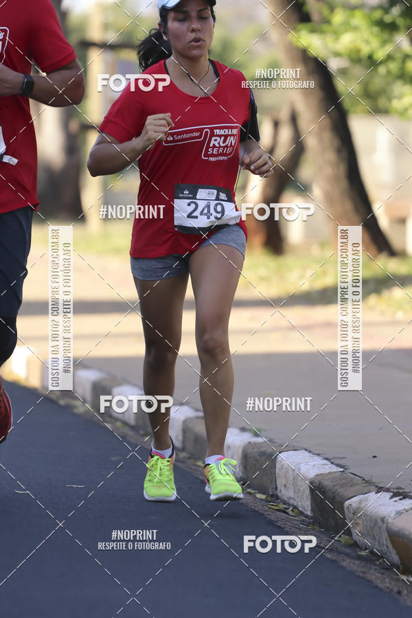 Buy your photos of the eventSANTANDER TRACK&FIELD RUN SERIES  on Fotop