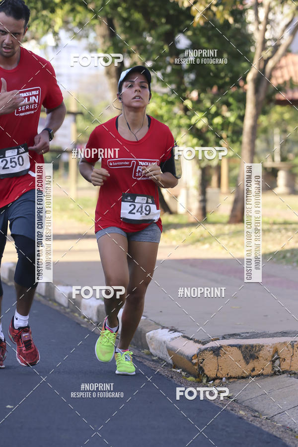 Buy your photos of the eventSANTANDER TRACK&FIELD RUN SERIES  on Fotop