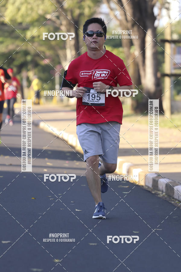 Buy your photos of the eventSANTANDER TRACK&FIELD RUN SERIES  on Fotop