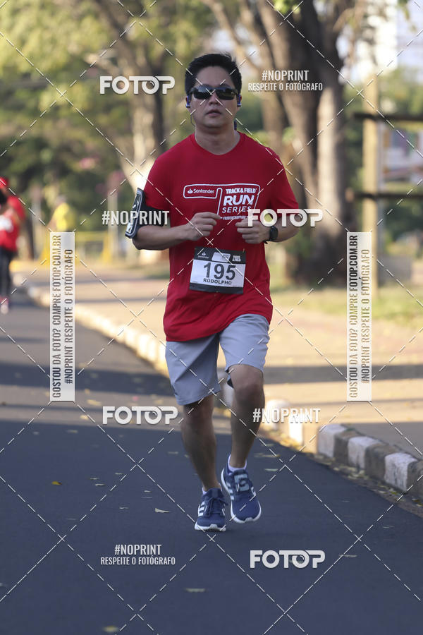 Buy your photos of the eventSANTANDER TRACK&FIELD RUN SERIES  on Fotop