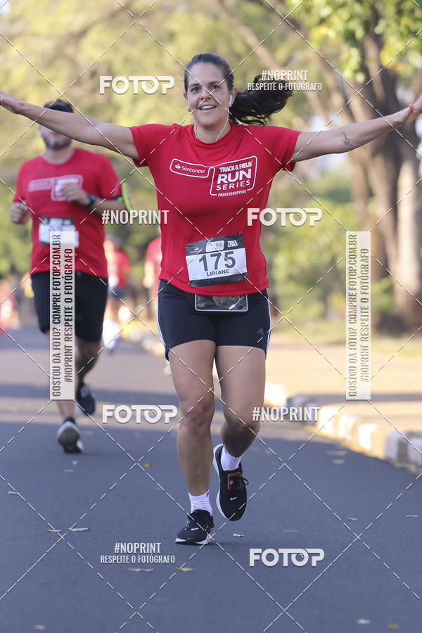 Buy your photos of the eventSANTANDER TRACK&FIELD RUN SERIES  on Fotop