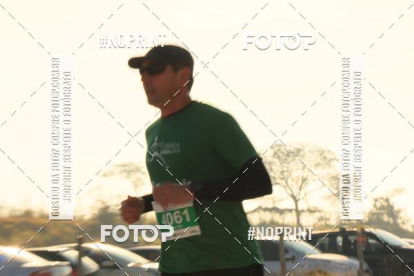 Buy your photos of the eventCORRIDA PINDA 2019 on Fotop
