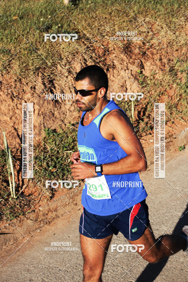 Buy your photos of the eventMeia Maratona de Divin�polis on Fotop