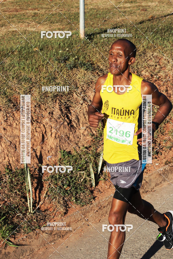 Buy your photos of the eventMeia Maratona de Divin�polis on Fotop