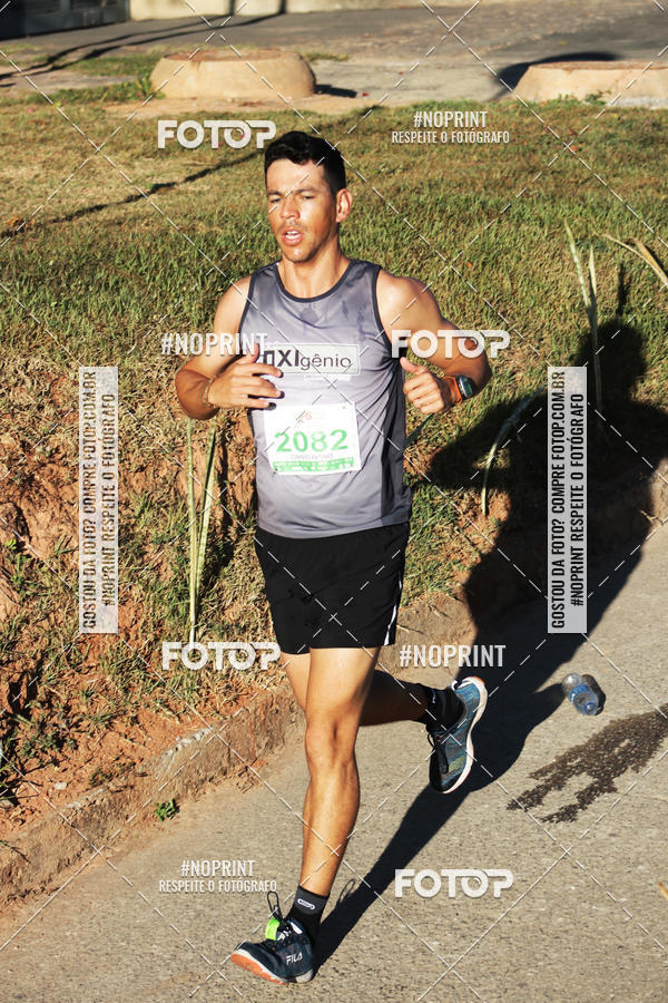 Buy your photos of the eventMeia Maratona de Divin�polis on Fotop